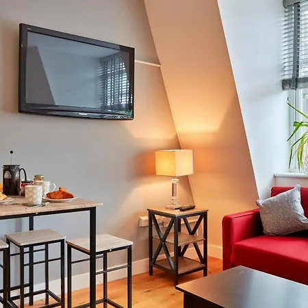 Finest Retreats - Shakys Penthouse Apartment Matlock  Exterior photo