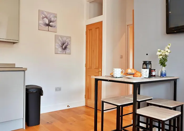 Finest Retreats - Shakys Penthouse